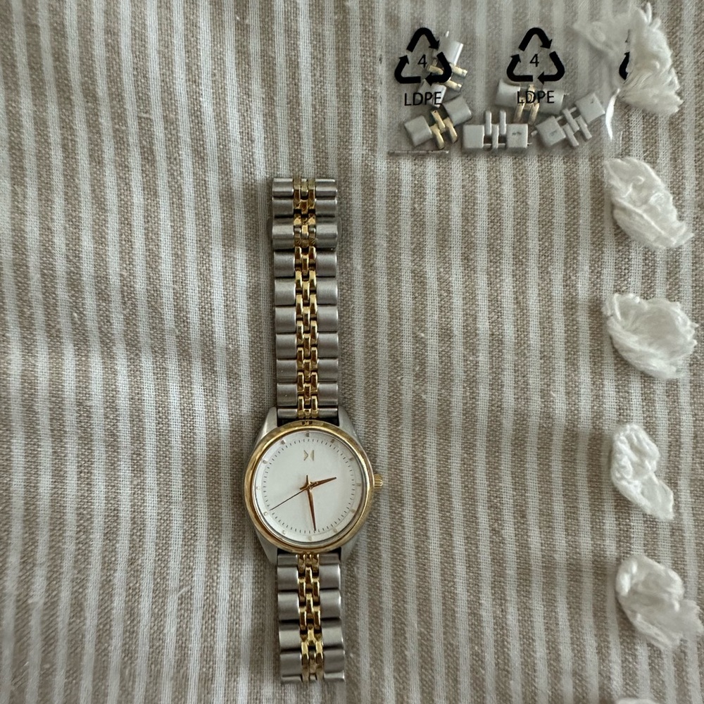 Brand new MVMT watch